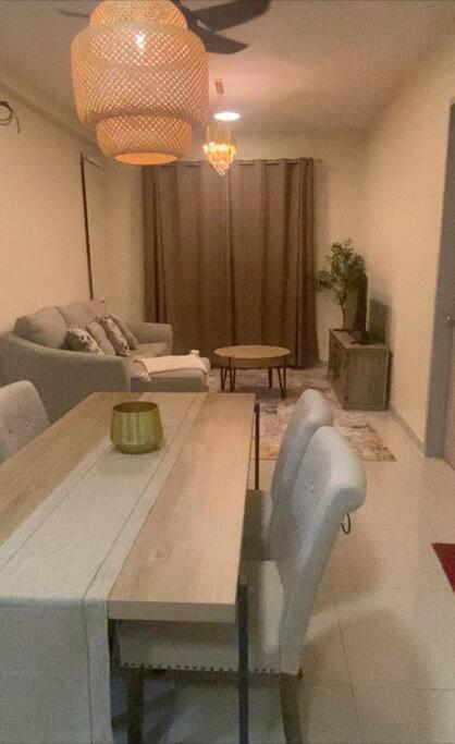 Orked Vanda, 3 Bedroom Apartment, Seaview Netflixwifiyoutube Kuala Terengganu Eksteriør bilde